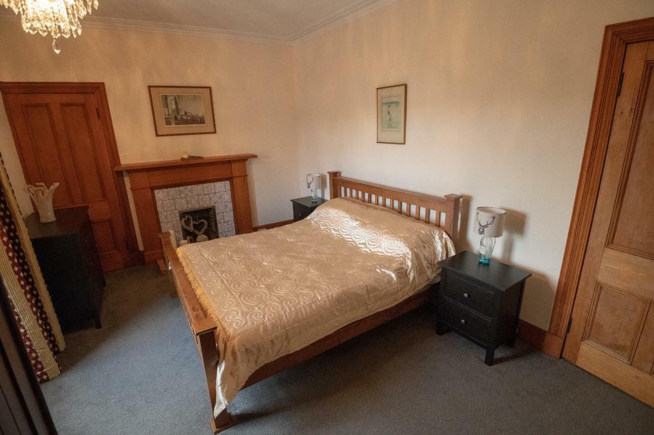 Period House / Entire Upstairs Flat Apartment อินเวอร์เนส ภายนอก รูปภาพ